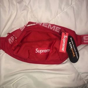 Supreme fanny pack